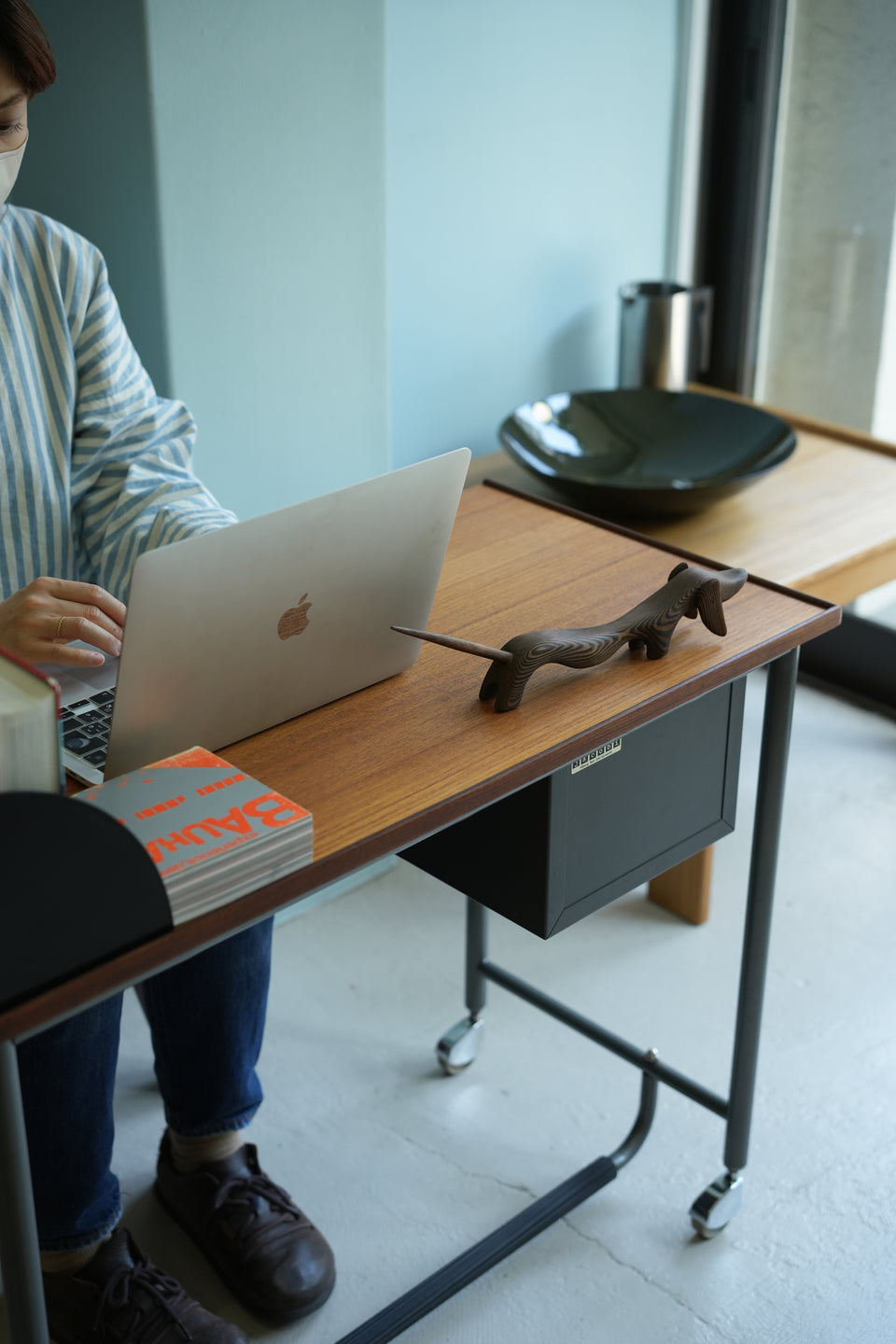 Danish Vintage Small Desk with Caster/デンマークヴィンテージ スモールデスク キャスター付 北欧家具