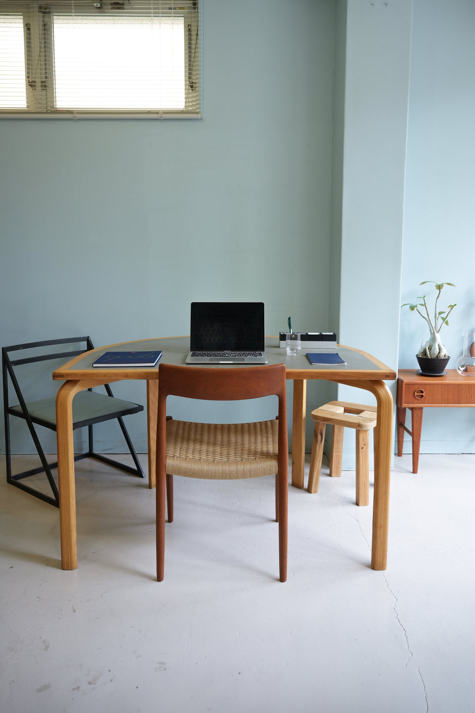 Farstrup Linoleum Top Table Half Round Table/ファーストラップ リノリウムトップ テーブル デンマークヴィンテージ