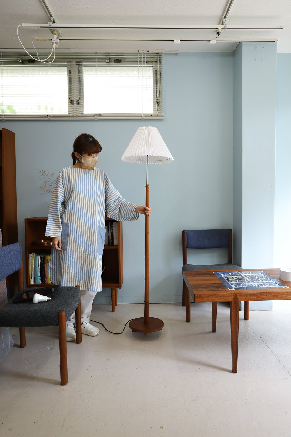 Teakwood Floor Stand Light Danish Vintage/デンマークヴィンテージ フロアスタンドライト 間接照明 チーク材 北欧インテリア