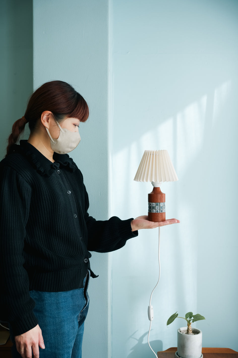 Swedish Vintage Teak and Tile Small Table Lamp/スウェーデンヴィンテージ テーブルランプ チーク材 照明 北欧インテリア