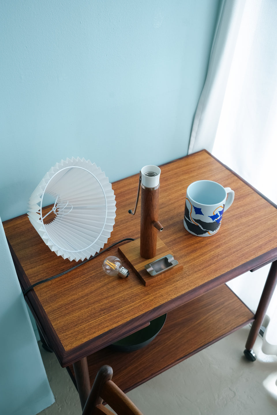 Danish Vintage Teak Table Lamp with Tray/デンマークヴィンテージ テーブルランプ チーク材 トレイ付き 照明 北欧インテリア
