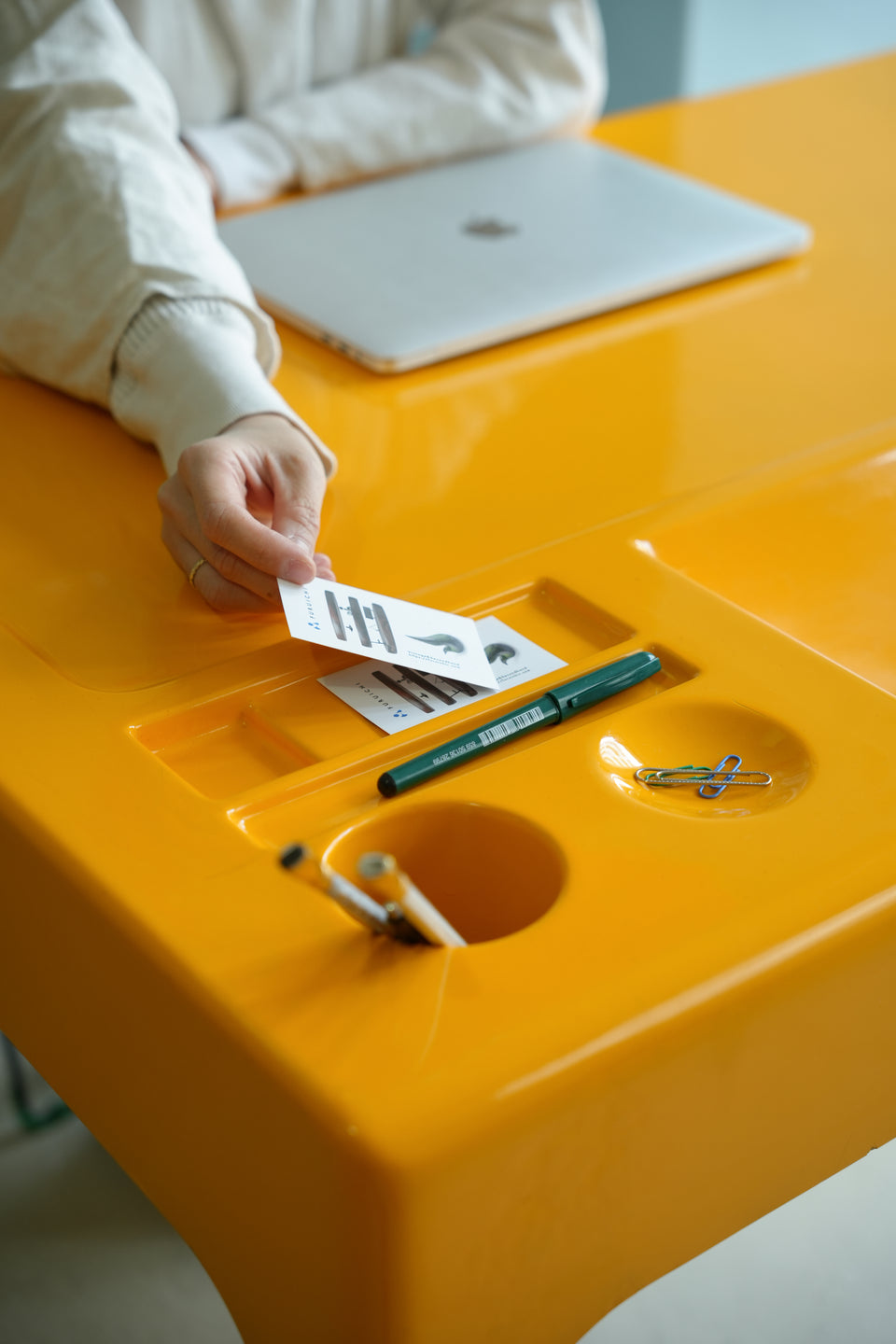 Marc Berthier Ozoo Desk Fiberglass/マルク・ベルティエ デスク ファイバーグラス製