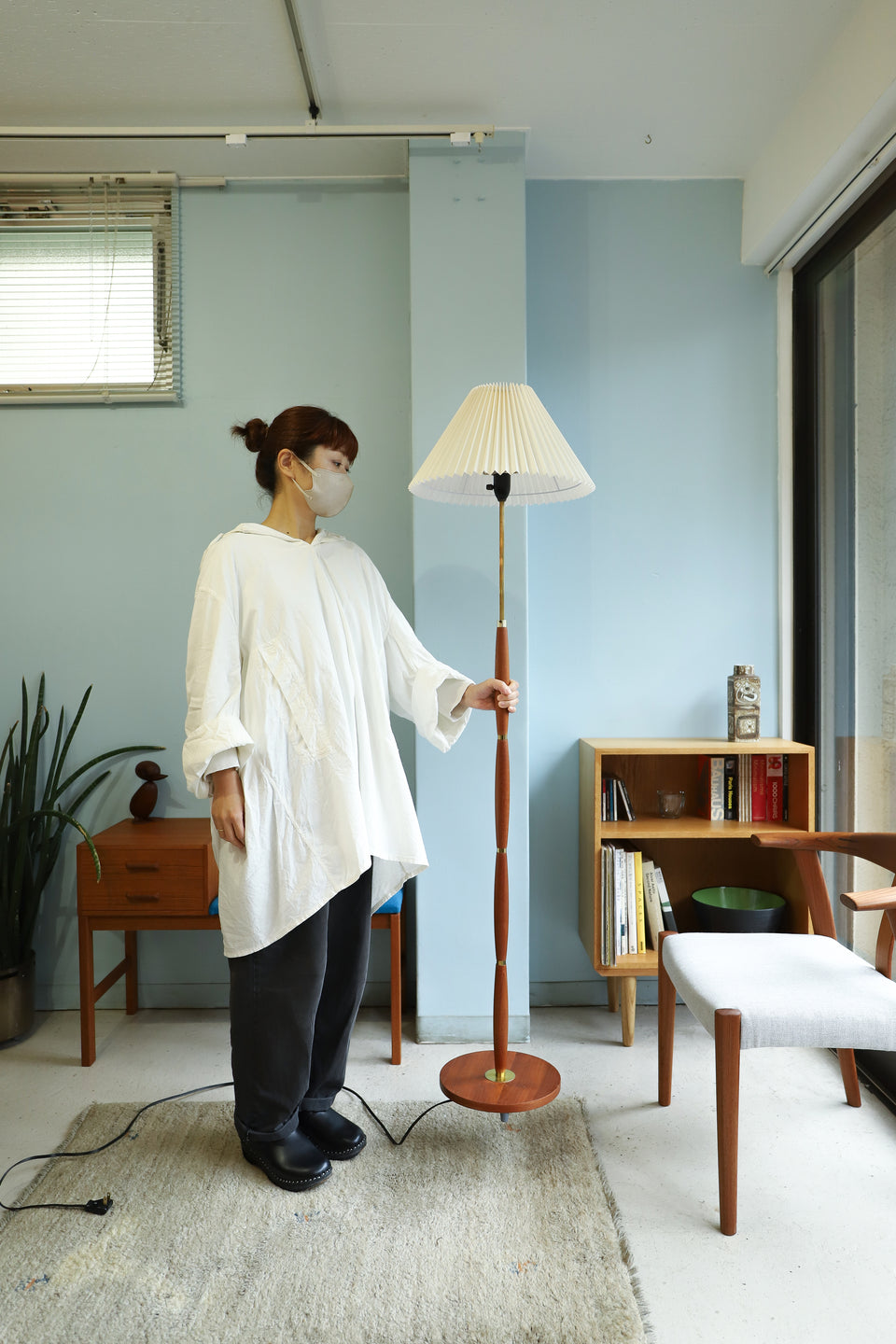 Danish Vintage Floor Stand Light Teakwood/デンマークヴィンテージ フロアスタンドライト 間接照明 チーク材 北欧インテリア
