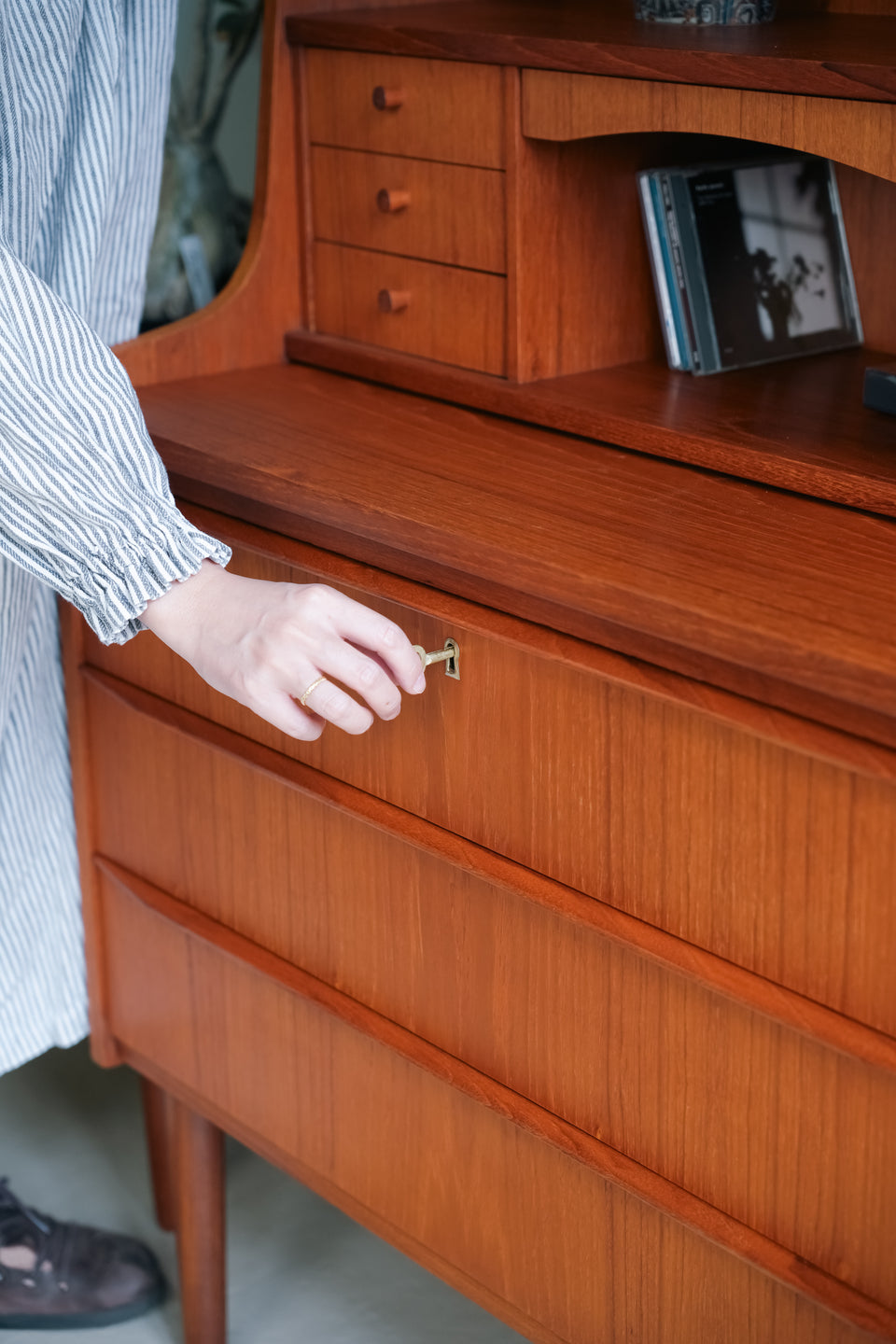 Danish Vintage Writing Bureau Dresser Teak/デンマークヴィンテージ ライティングビューロー ドレッサー チーク材