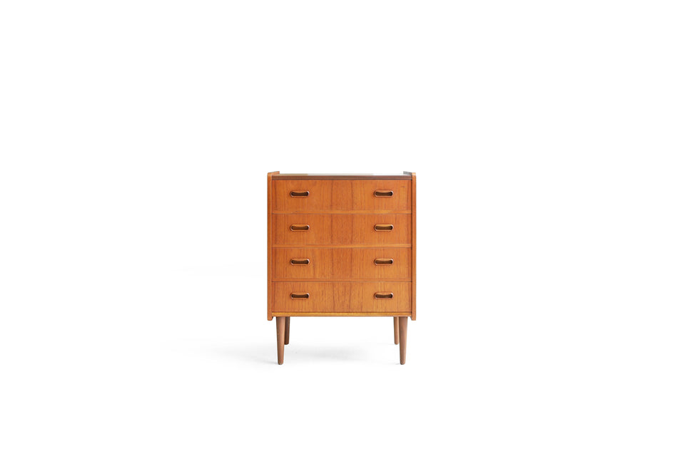 Danish Vintage 4drawer Small Chest/デンマークヴィンテージ スモールチェスト 4段 北欧家具