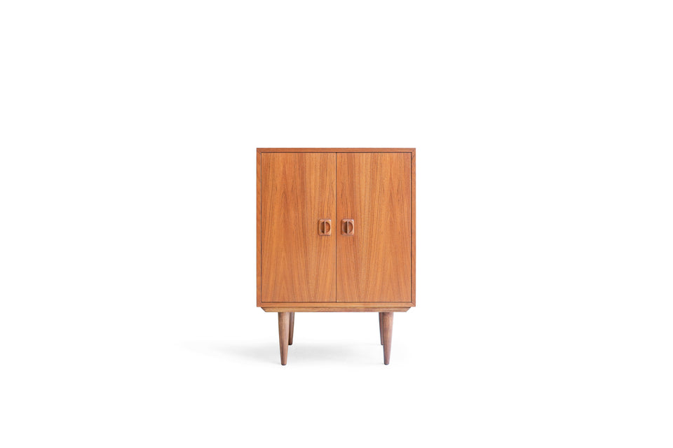 Danish Vintage Small Cabinet Teakwood/デンマークヴィンテージ スモールキャビネット チーク材 北欧家具