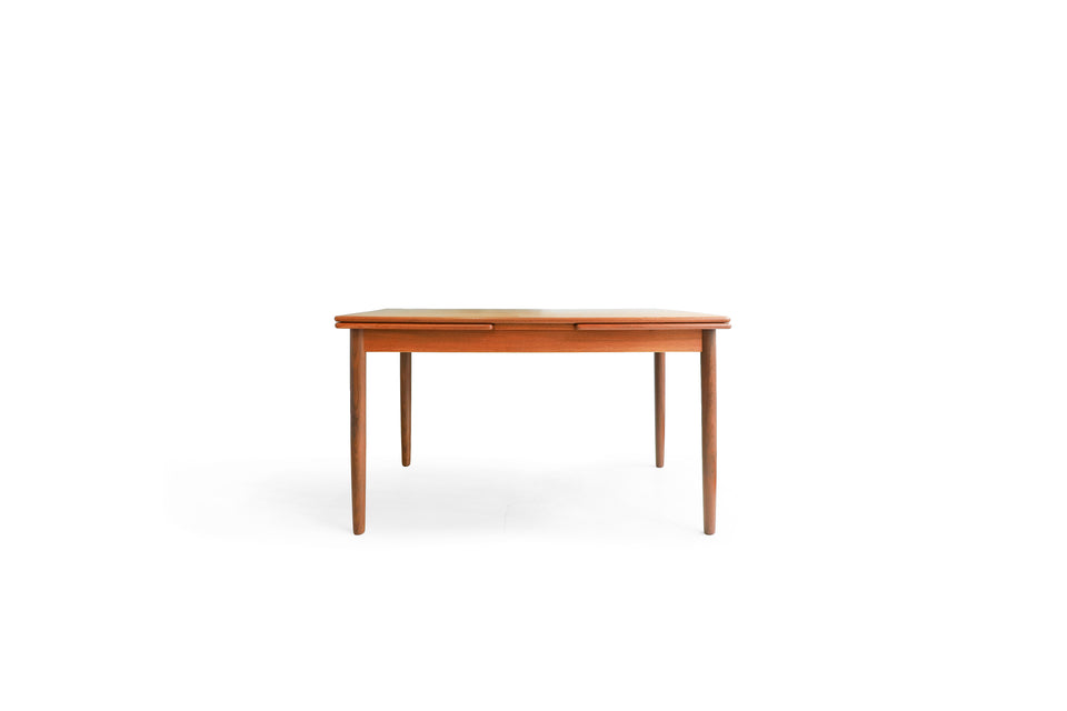 Teakwood Extension Dining Table Draw Leaf Danish Vintage/デンマークヴィンテージ ドローリーフ エクステンション ダイニングテーブル 北欧家具