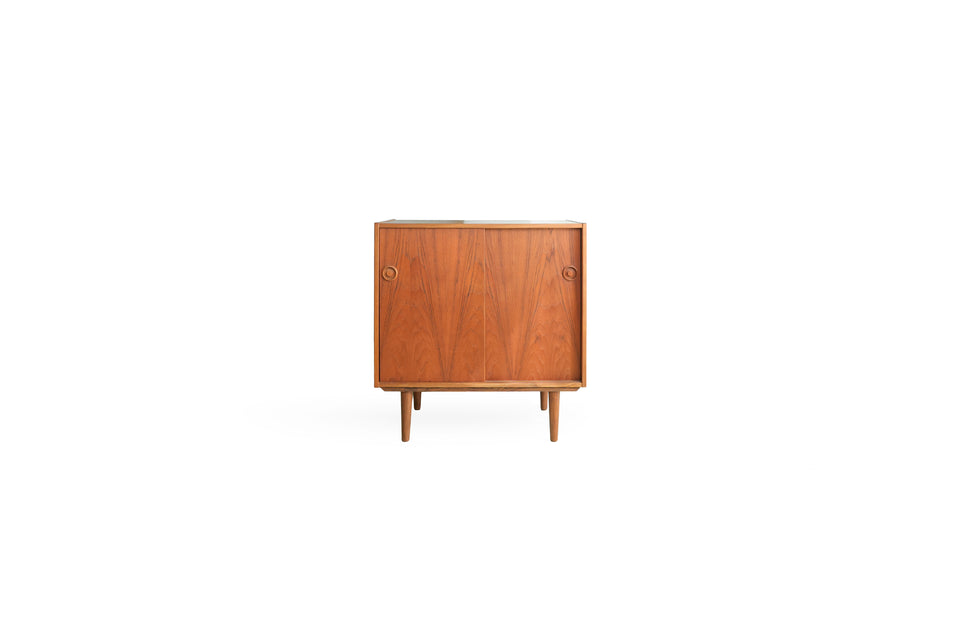 Small Side Board Cabinet Teak Danish Vintage/デンマークヴィンテージ スモールサイドボードキャビネット チーク材 北欧家具