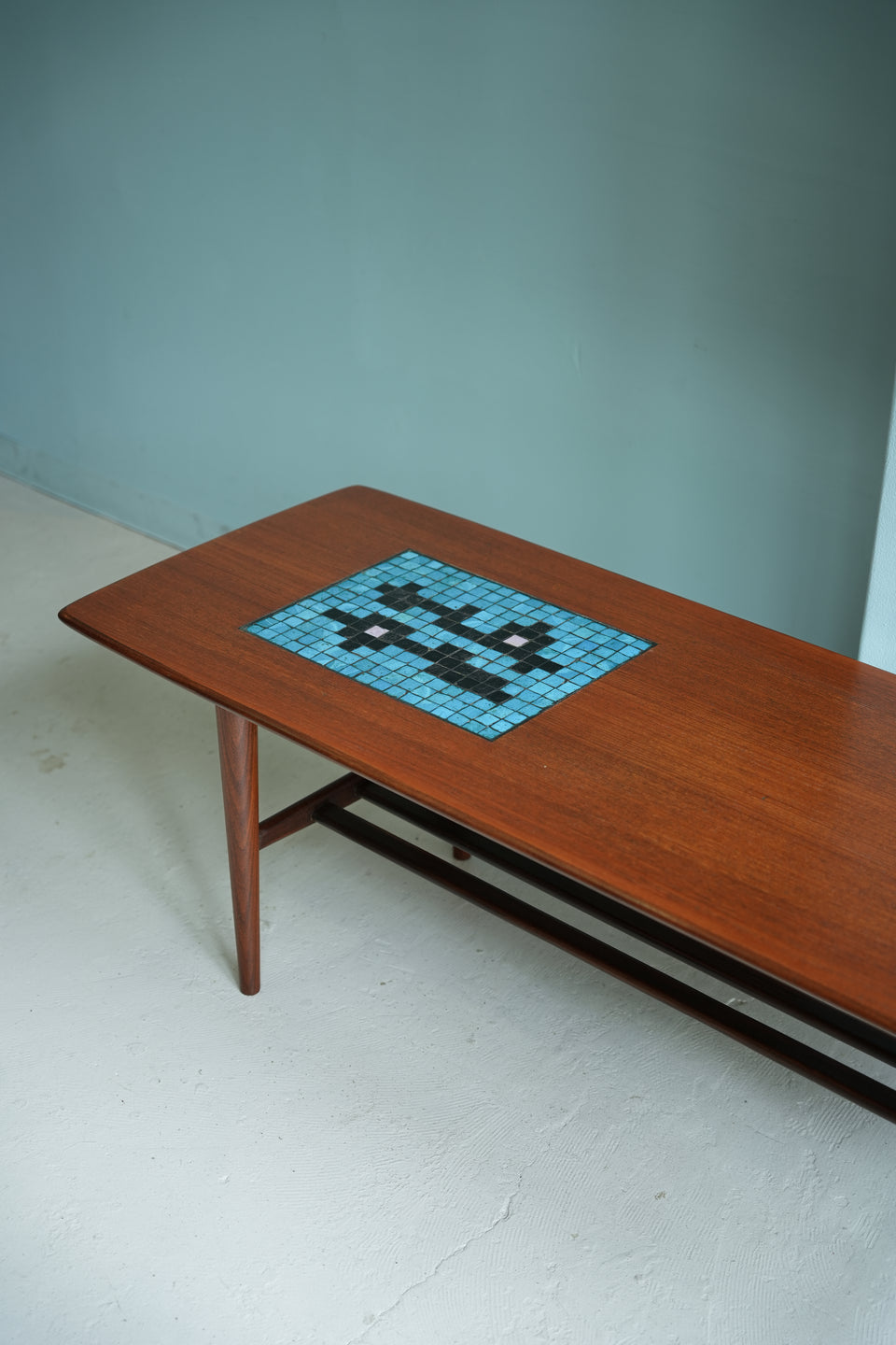 Dutch Vintage Webe Coffee Table Louis van Teeffelen × Jaap Ravelli/オランダヴィンテージ コーヒーテーブル タイルトップ チーク材