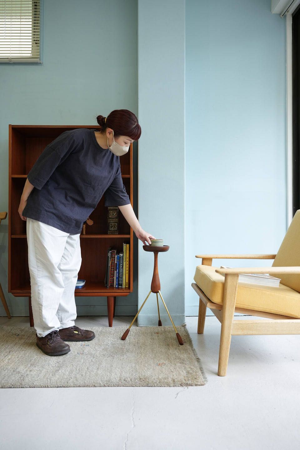 Danish Vintage Teak Tripod Pedestal Stand/デンマークヴィンテージ スタンド チーク材 三本脚 北欧インテリア