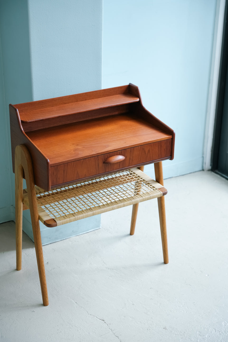 Danish Vintage Bedside Chest Table/デンマークヴィンテージ ベッドサイドチェスト