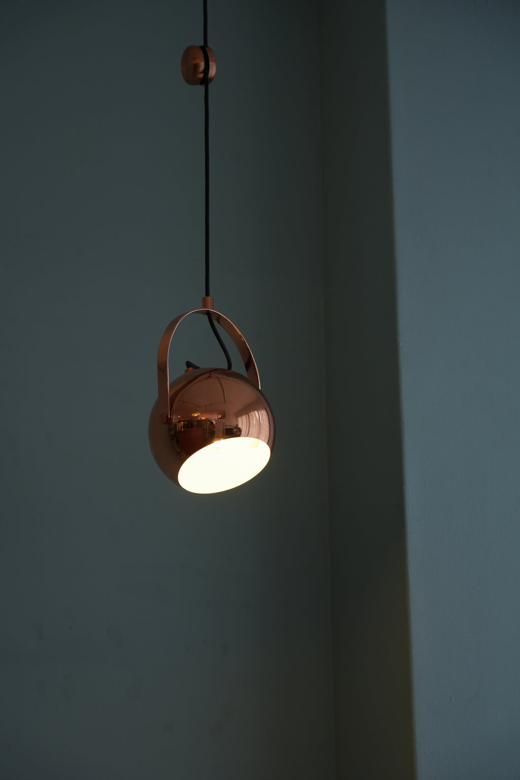 フランゼン ボールハンドルペンダントライト コッパー 照明 デンマーク