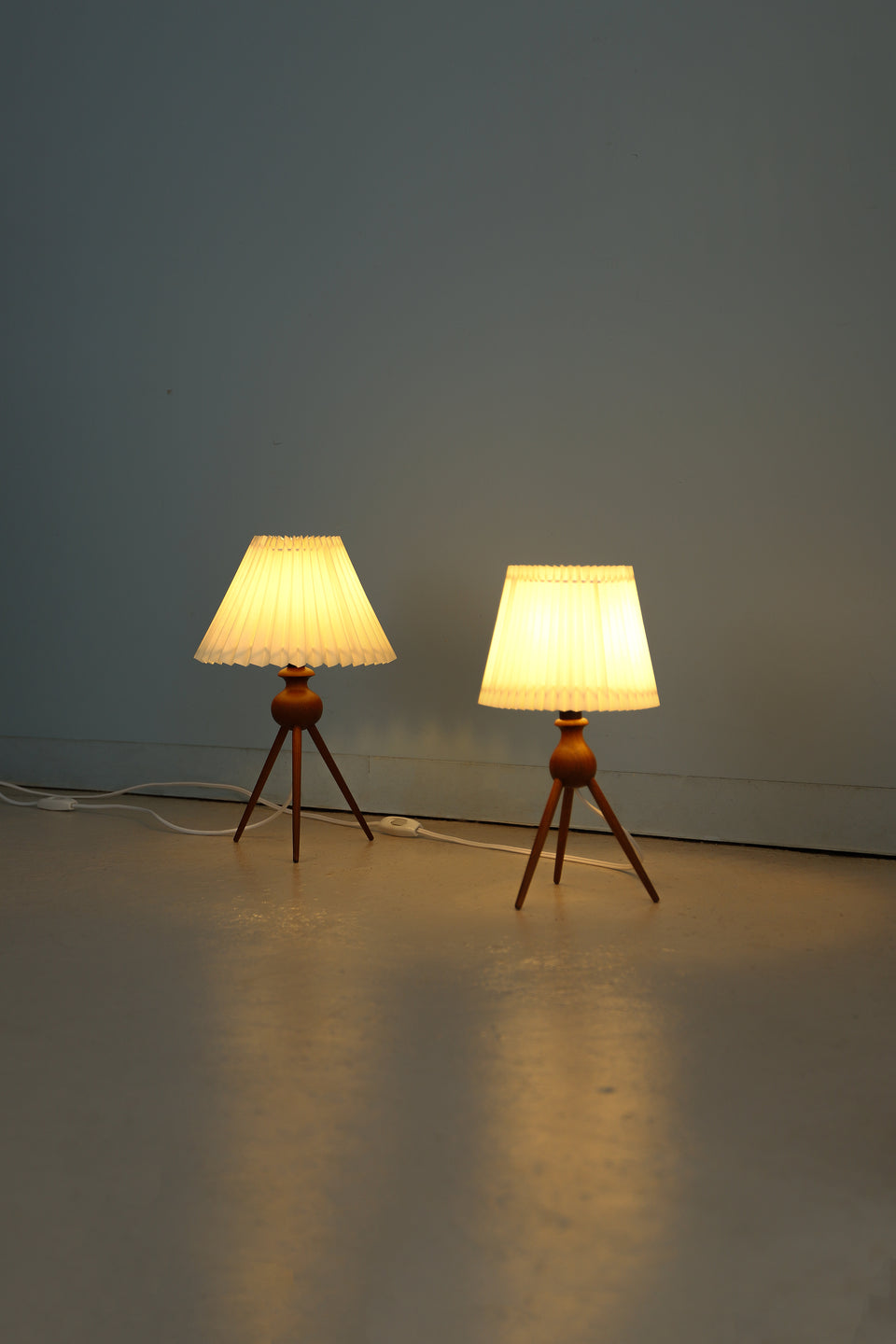 Teakwood Tripod Table Lamp Danish Vintage/デンマークヴィンテージ テーブルランプ チーク材 間接照明 北欧インテリア