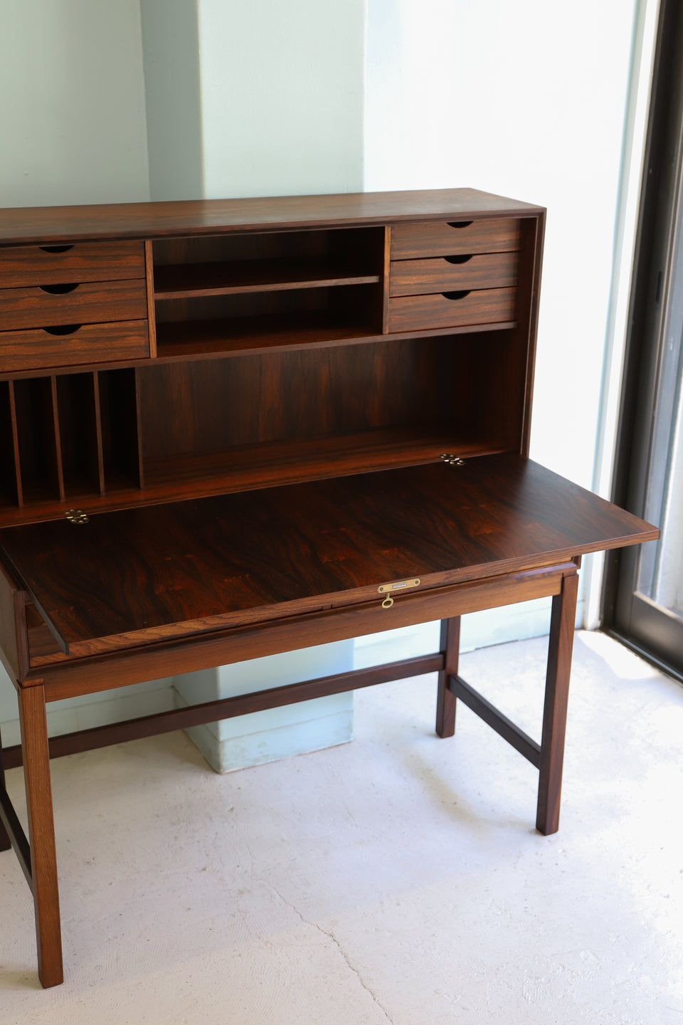 Norwegian Vintage Bruksbo Writing Bureau/ノルウェーヴィンテージ ブルクスボ ライティングビューロー デスク ローズウッド 北欧家具