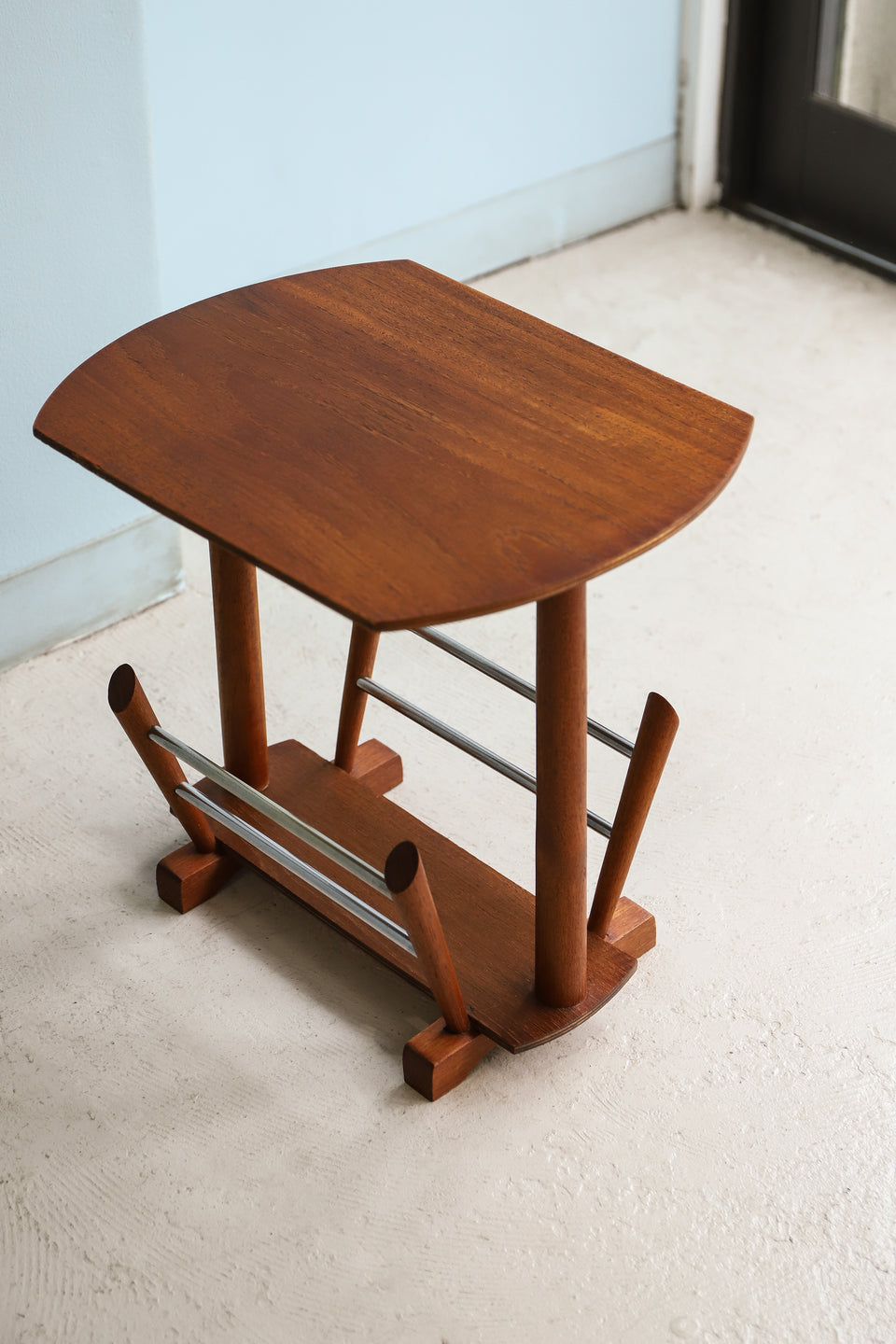 Danish Vintage Small Side Table with Magazine Rack/デンマークヴィンテージ サイドテーブル マガジンラック 北欧家具