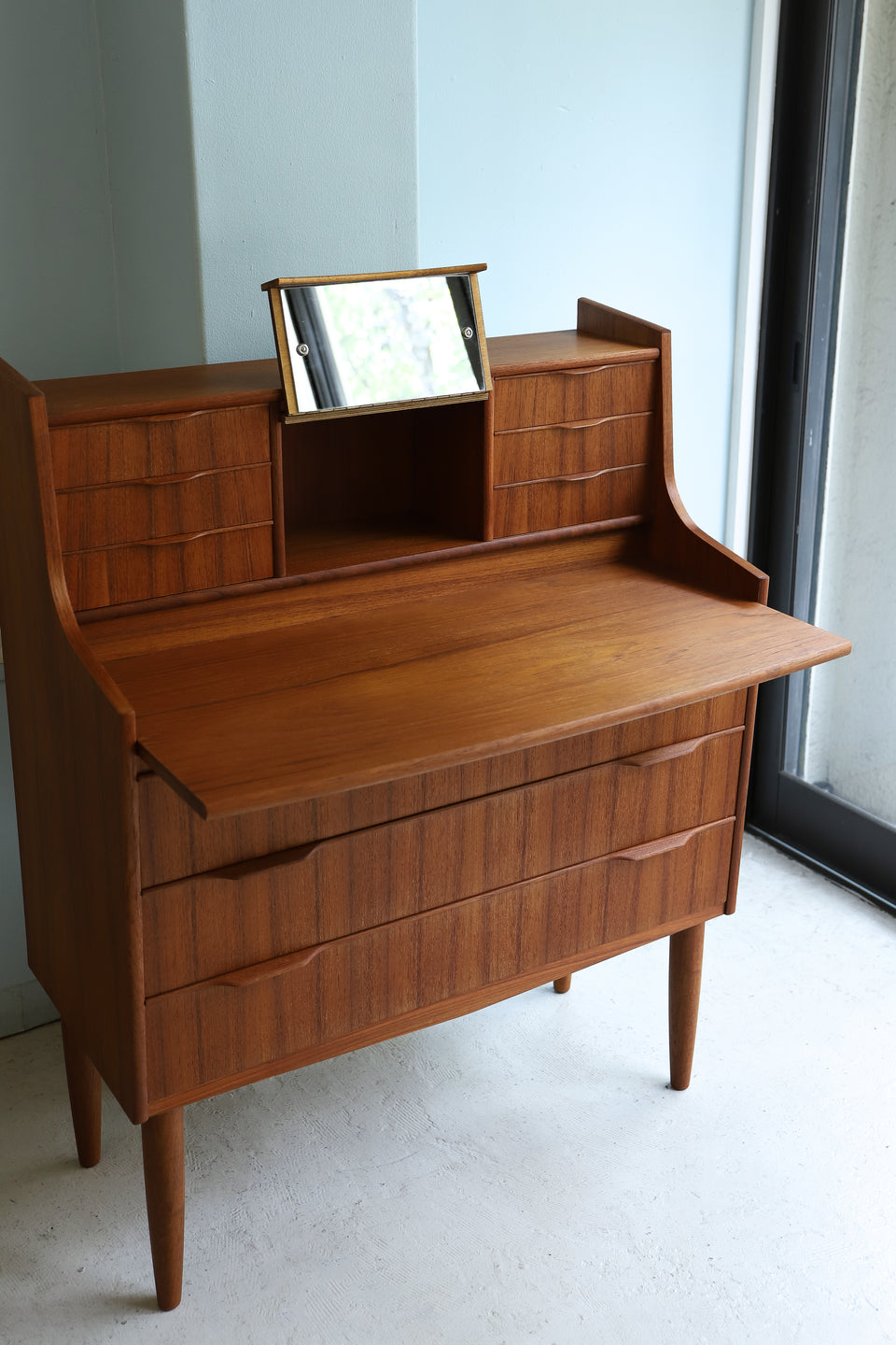 Danish Vintage Writing Bureau with Mirror/デンマークヴィンテージ ライティングビューロー ミラー付き 北欧家具
