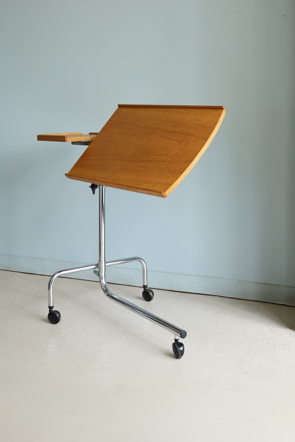 Danish Vintage H.M.N Adjustable Caster Table/デンマークヴィンテージ キャスターテーブル オーク材