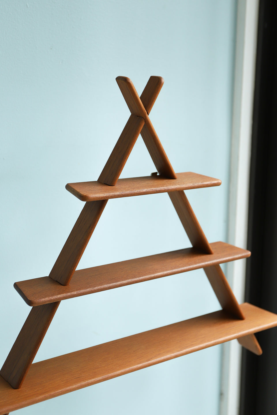 Teakwood Triangle Shelf Amagerhylde Danish Vintage/デンマークヴィンテージ ウォールシェルフ アマーシェルフ 北欧インテリア