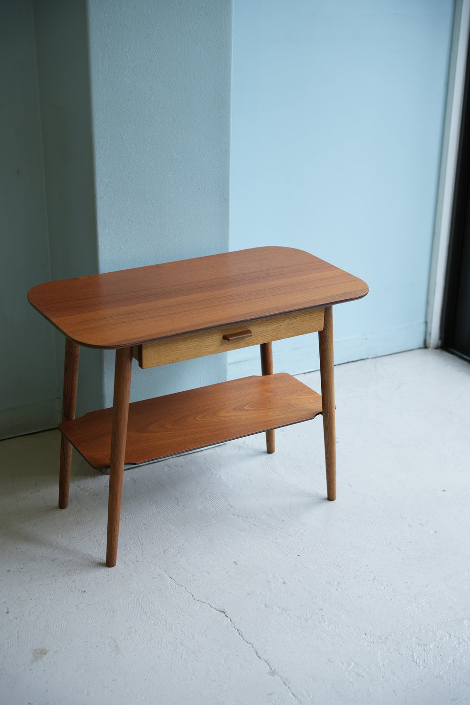 Danish Vintage Side Table with Drawer/デンマークヴィンテージ サイドテーブル 引き出し付き 北欧家具