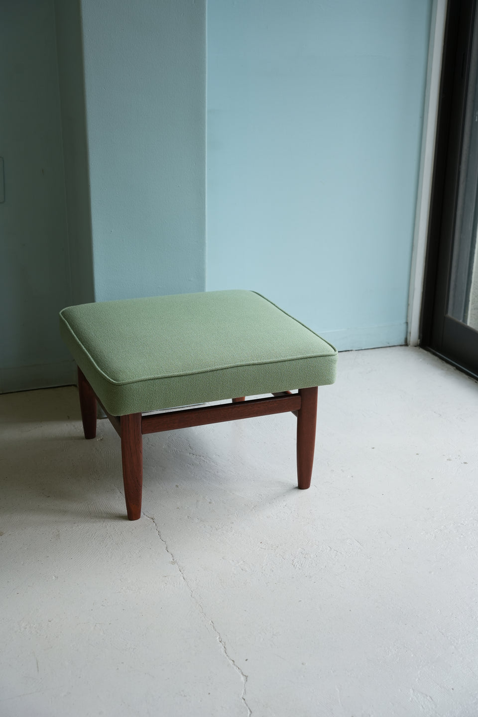 Scandinavian Vintage Foot Stool Ottoman/北欧ヴィンテージ オットマン 足置き チーク材