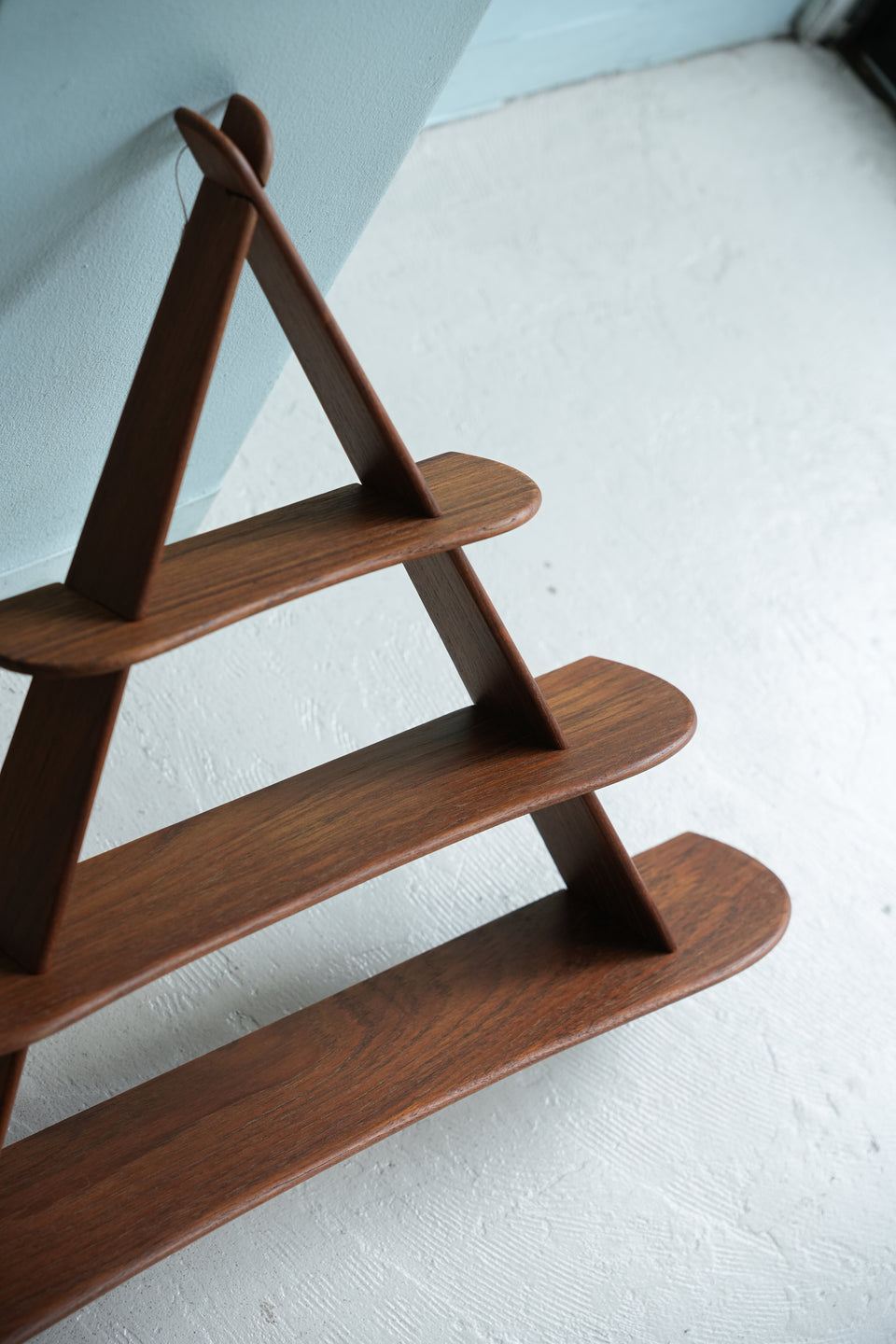 Triangle Shelf Amagerhylde Danish Vintage/デンマークヴィンテージ ウォールシェルフ アマーシェルフ チーク材 北欧インテリア