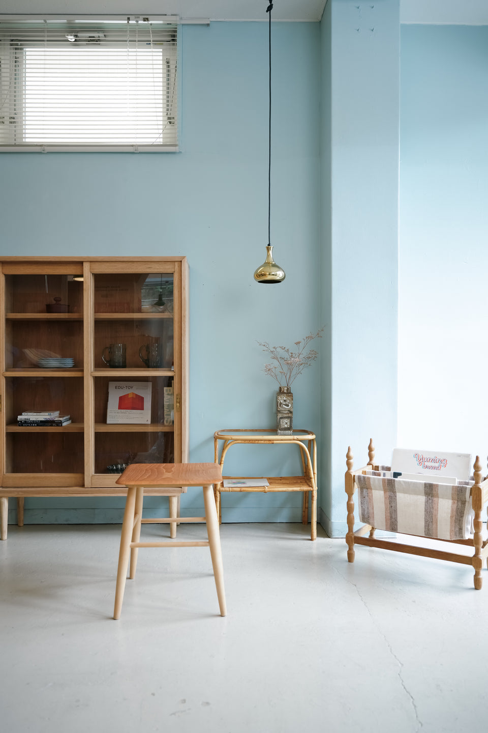 Danish Vintage Oak Magazine Rack/デンマークヴィンテージ マガジンラック オーク材