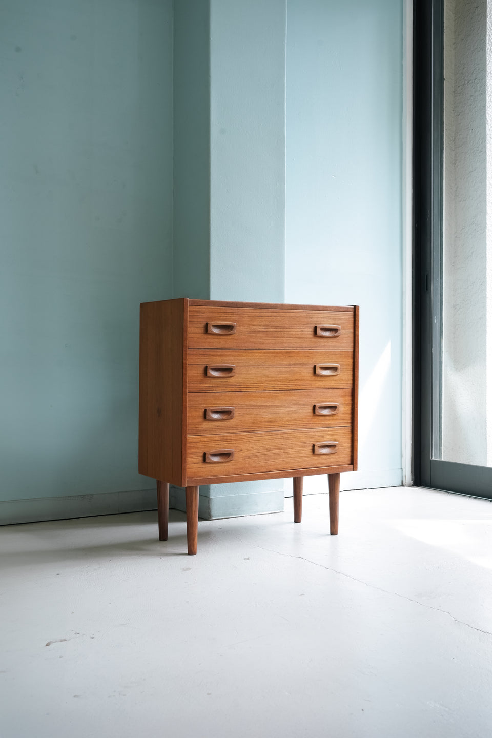 Danish Vintage Teakwood 4drawer Chest/デンマークヴィンテージ 4段チェスト チーク材 収納 北欧家具