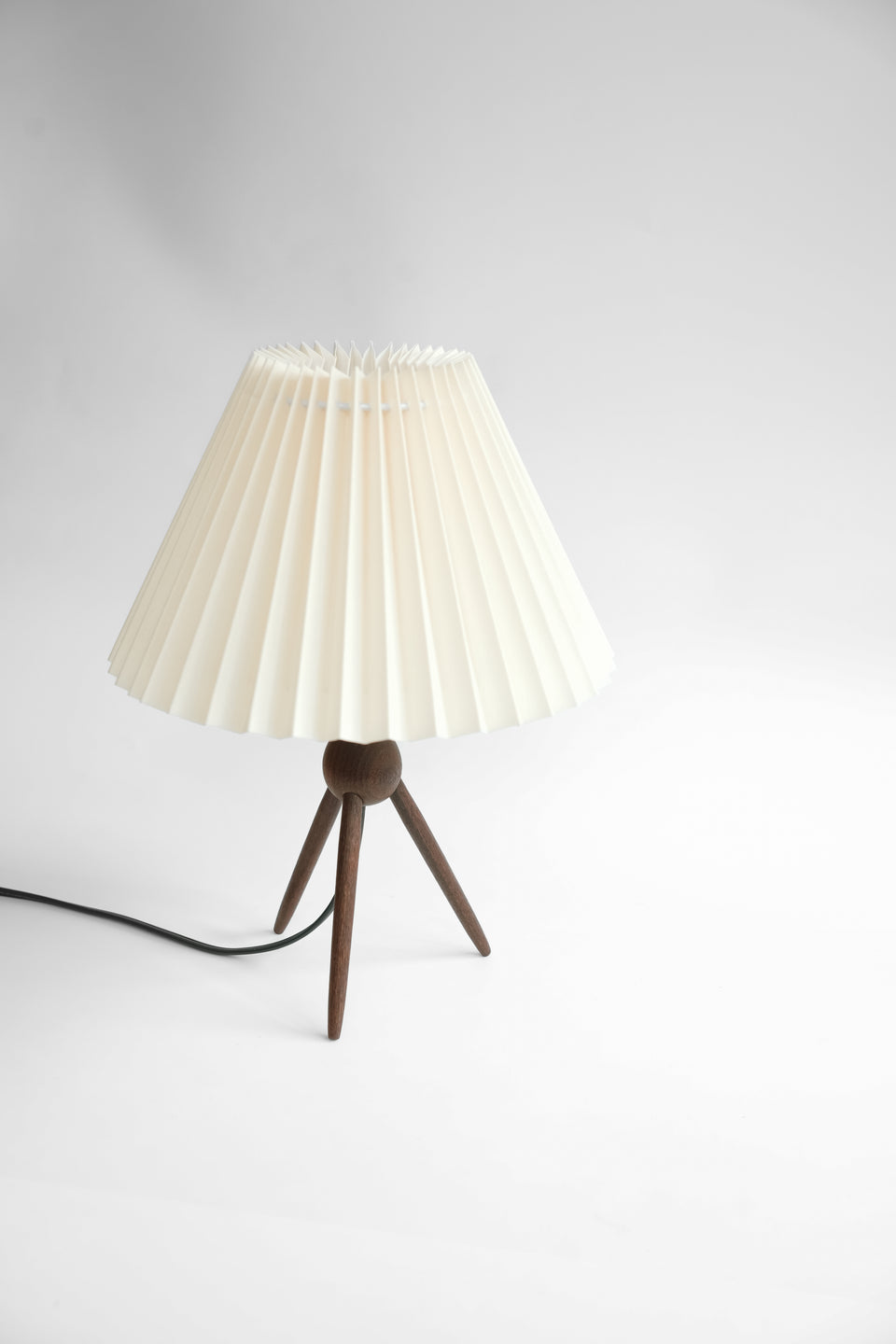 Tripod Table Lamp Danish Vintage/デンマークヴィンテージ テーブルランプ 三本脚 照明 北欧インテリア