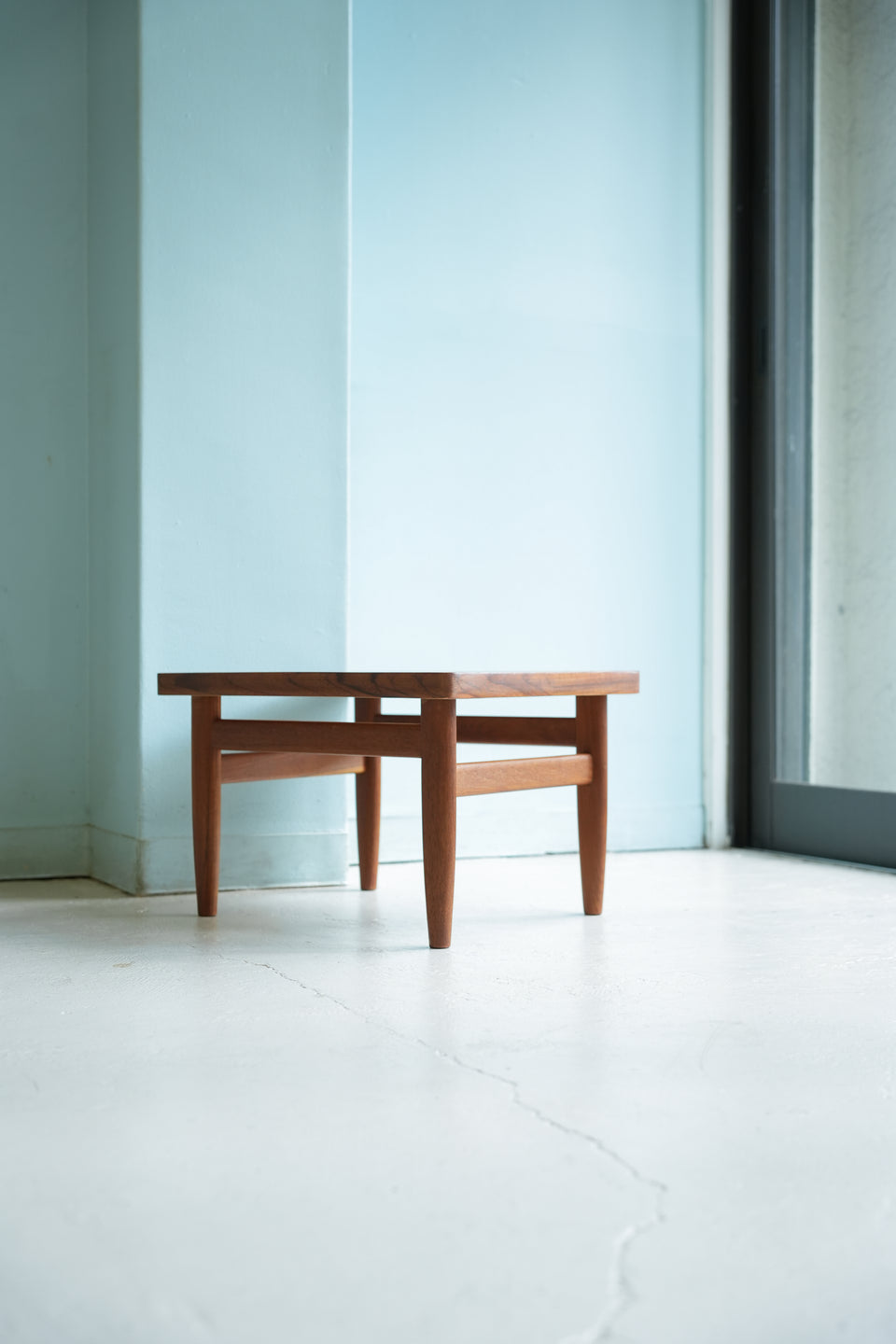 Vintage Teakwood Small Low Table/ヴィンテージ スモールローテーブル チーク材 レトロモダン