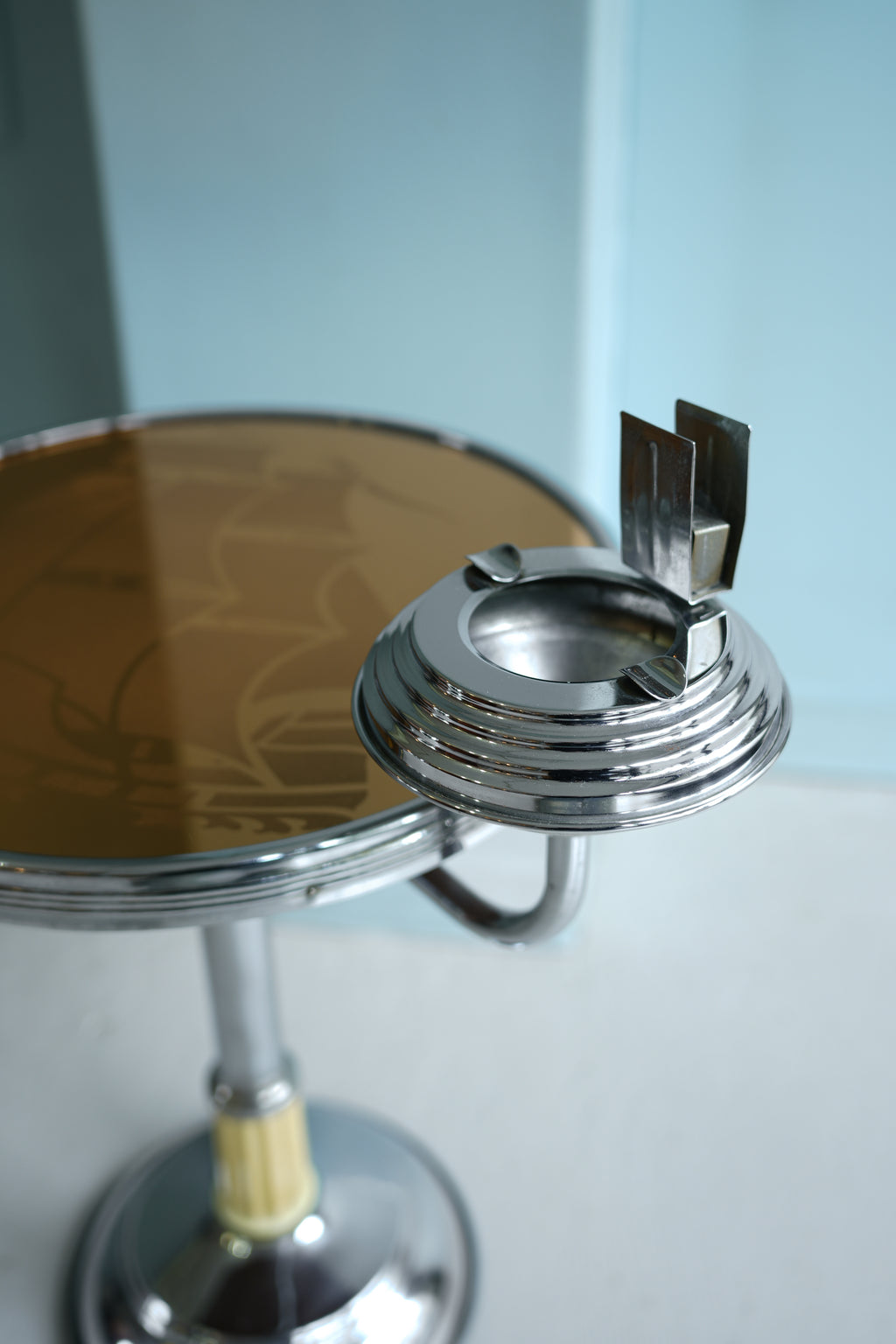 3Art_Deco_Style_Vintage_Smoker