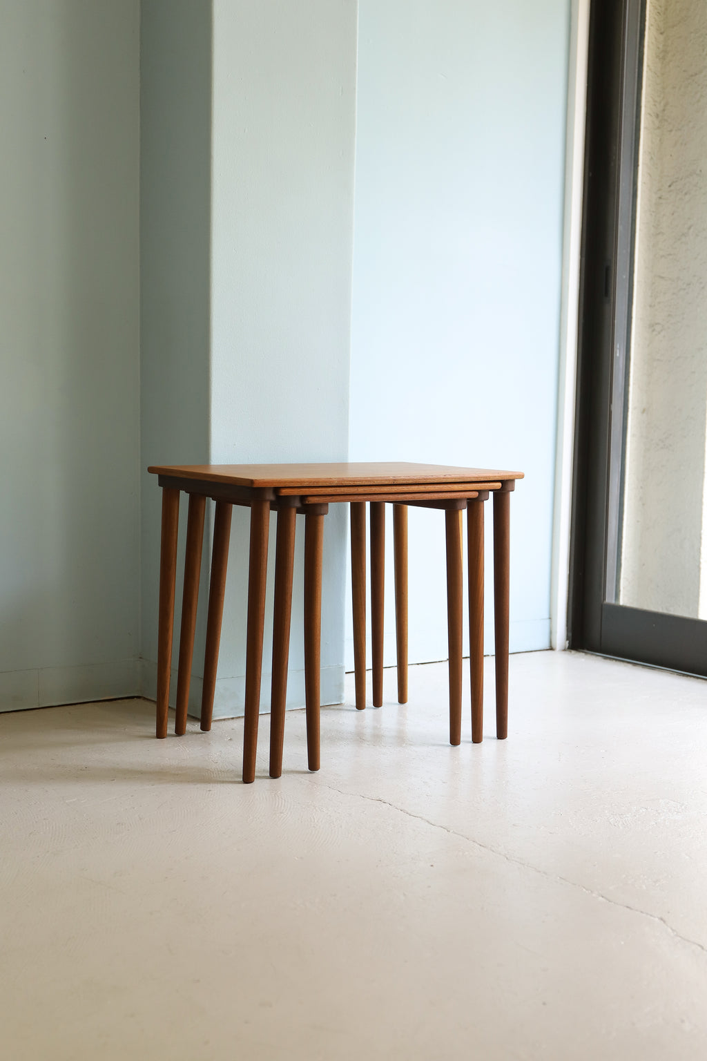 デンマークヴィンテージ ネストテーブル サイドテーブル チーク材 北欧家具/Teakwood Nesting Table Danish Vintage  – FURUICHI/古一