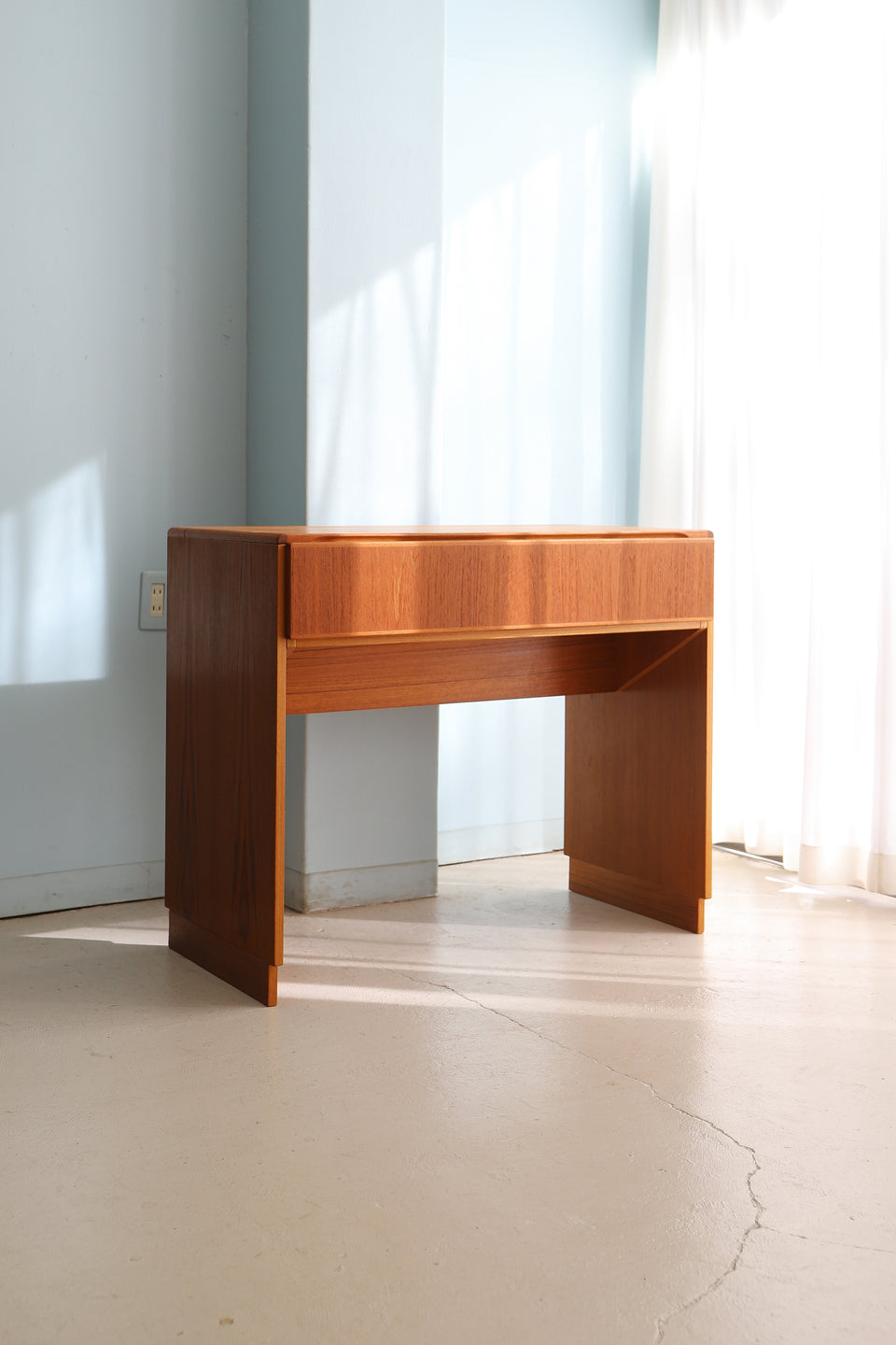 Danish Vintage Komfort Vanity Dresser/デンマークヴィンテージ コンフォート バニティ ドレッサー テーブル 北欧家具