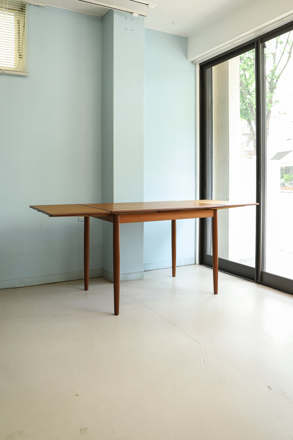 Danish Vintage Small Extension Dining Table/デンマークヴィンテージ ダイニングテーブル エクステンション 北欧家具