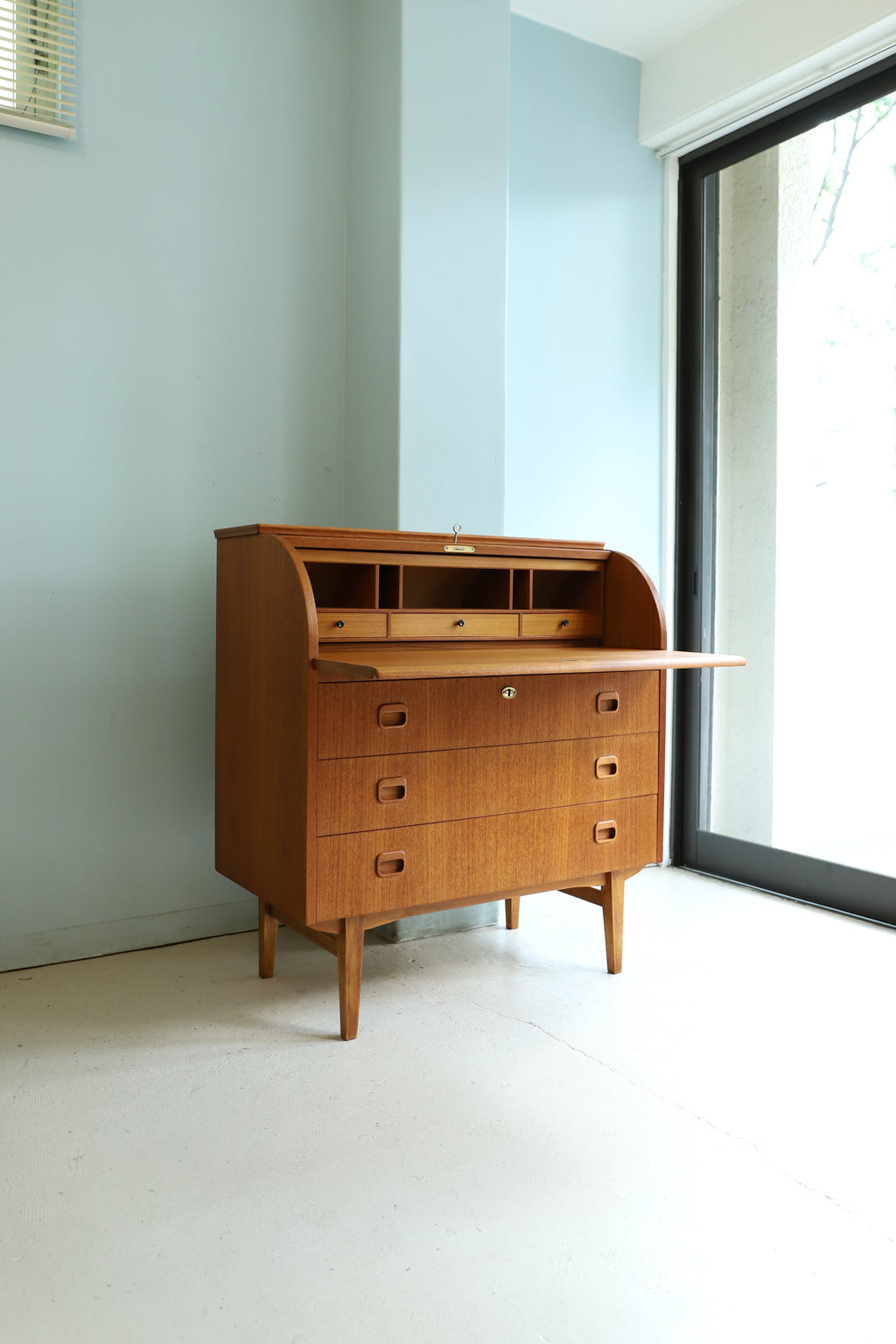 3IMG_8064-3_1024x.jpg?v=1720781940