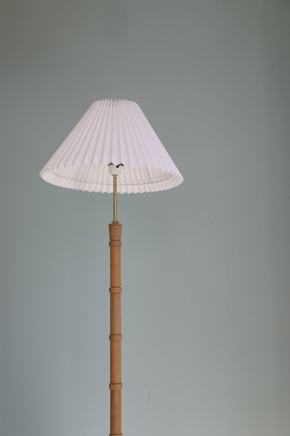 Oakwood Floor Stand Light Danish Vintage/デンマークヴィンテージ フロアスタンドライト オーク材 北欧インテリア 照明