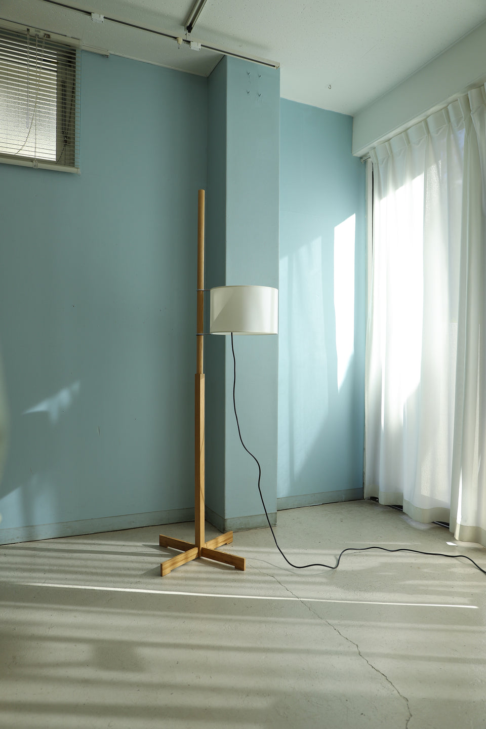 Miguel Milá TMM Floor Lamp Santa&Cole/ミゲル・ミラ TMMフロアランプ サンタ&コール オーク材 スペイン