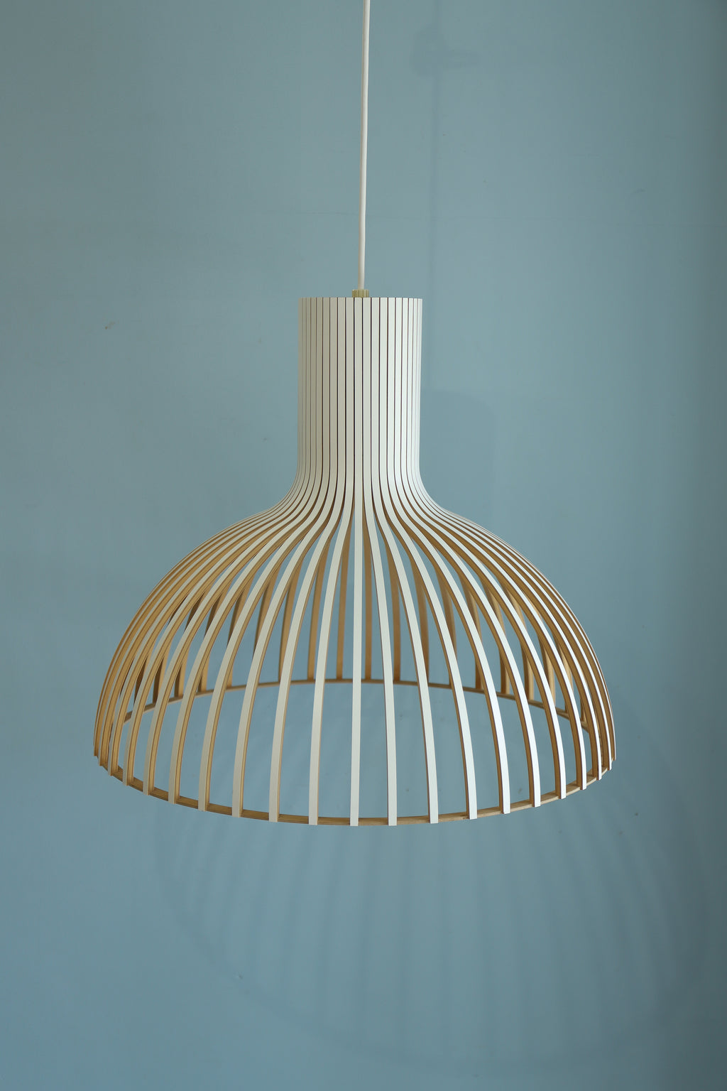 セクトデザイン ペンダントライト ホワイト 北欧デザイン/Secto Design Pendant Light Victo 4250 –  FURUICHI/古一