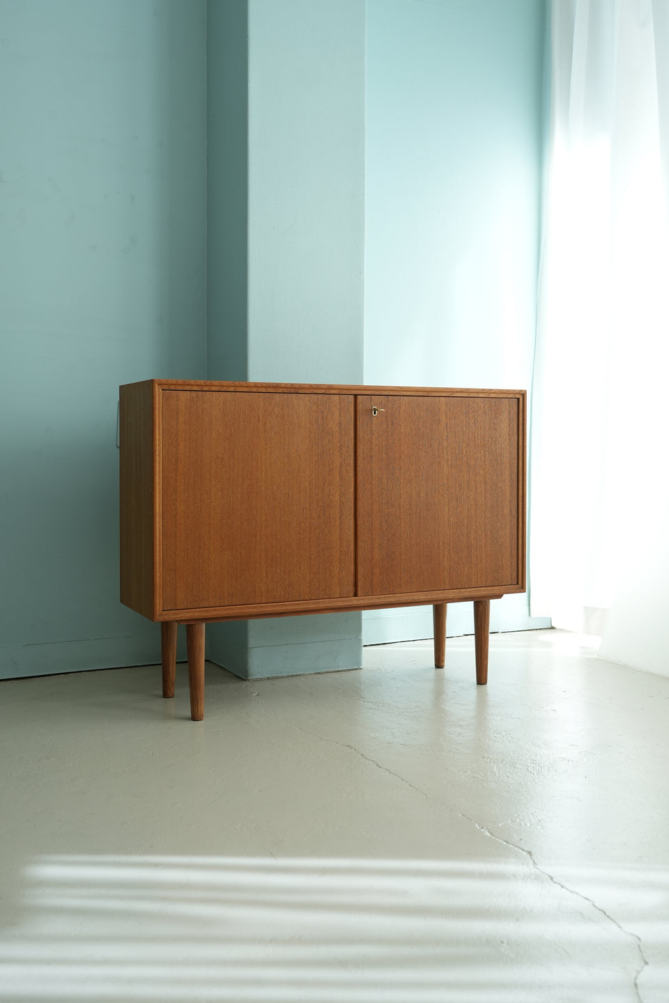 Swedish Vintage Slim Cabinet/スウェーデンヴィンテージ スリムキャビネット チーク材 北欧家具