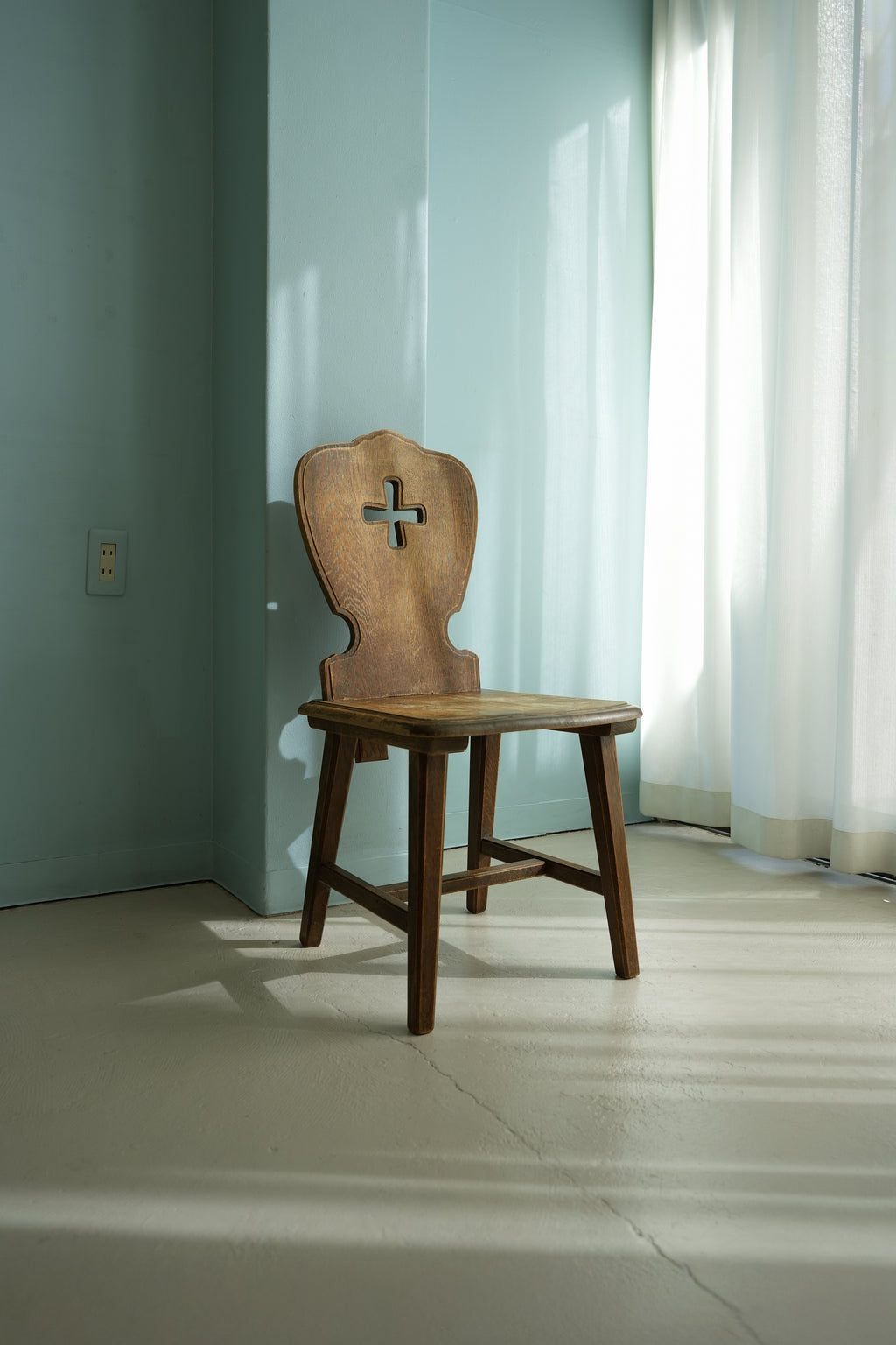 【本物オーク】ビンテージ　ハート型木製椅子　たのメル便 Wooden Chair 本物オーク】ビンテージ ハート型木製椅子 たのメル便 Wooden Chair