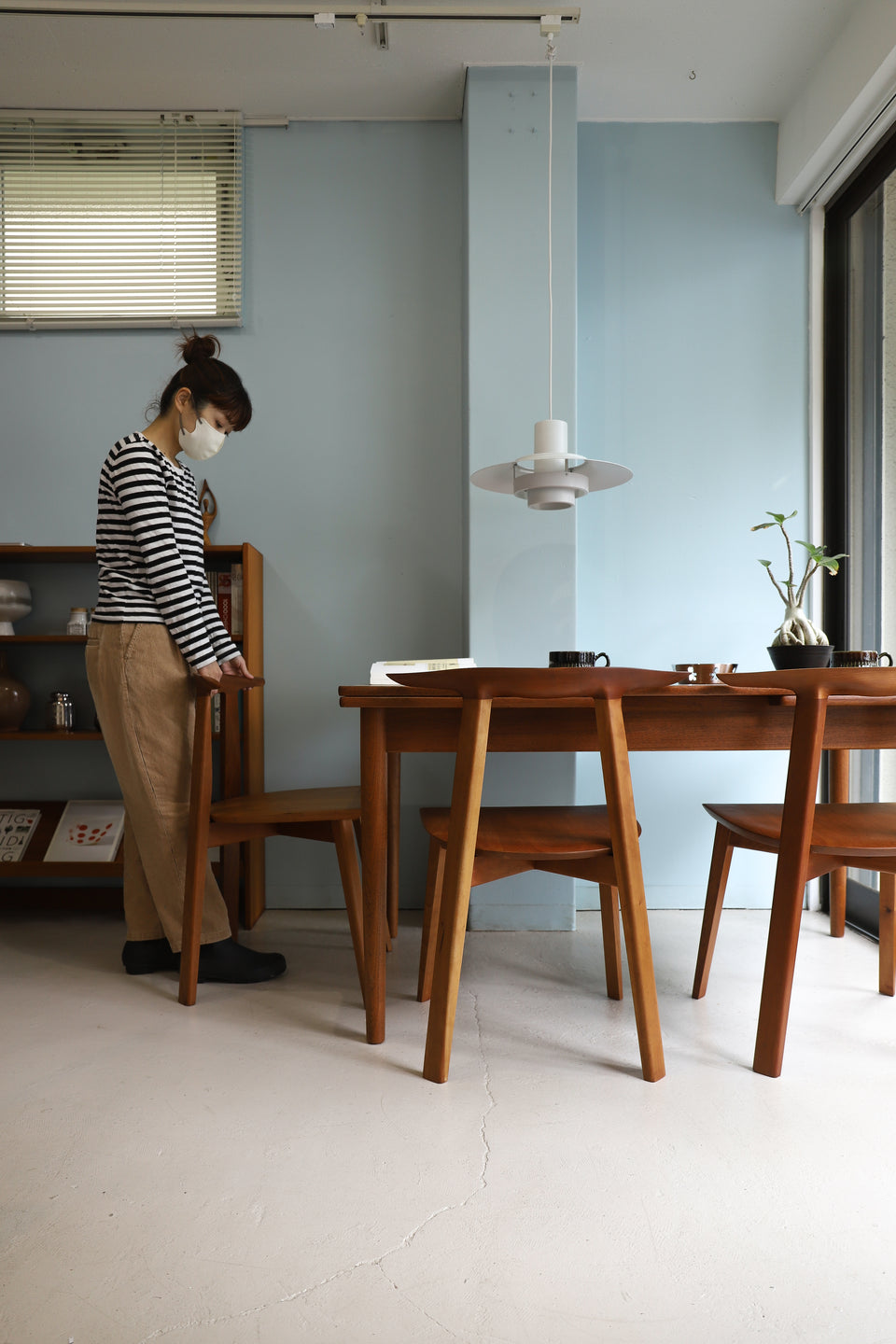 KOMA × KAJA Sim Arm Chair/シムアームチェア ダイニングチェア 椅子 チェリー材