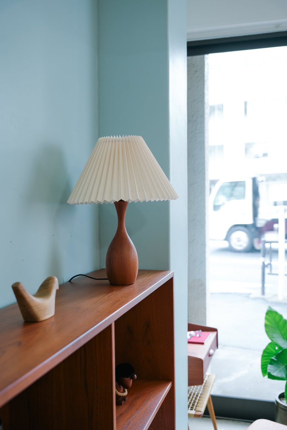 Danish Vintage Table Lamp Teak/デンマークヴィンテージ チーク材 テーブルランプ