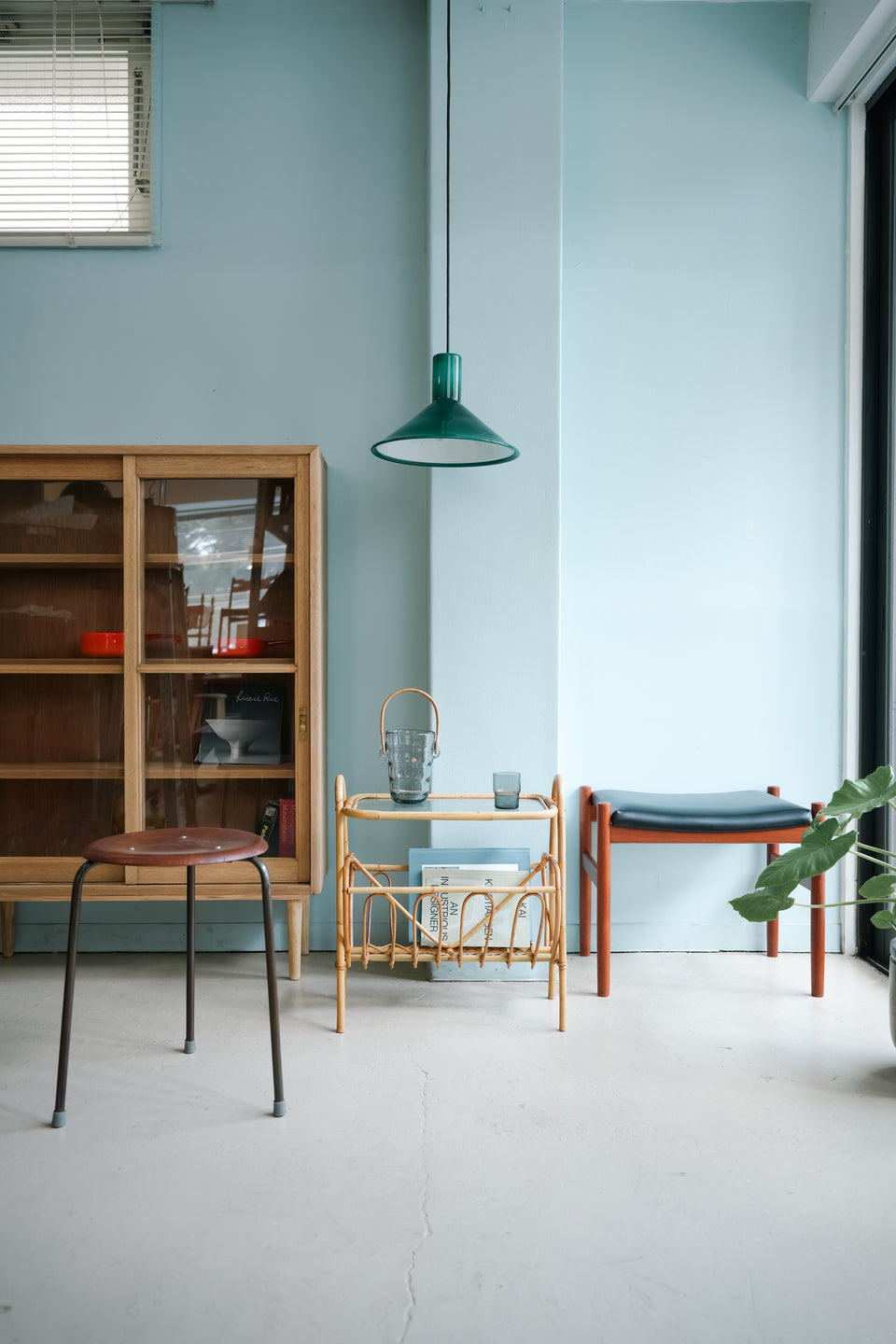 Glass Top Rattan Side Table with Rack Danish Vintage/デンマークヴィンテージ ラタンサイドテーブル ガラストップ