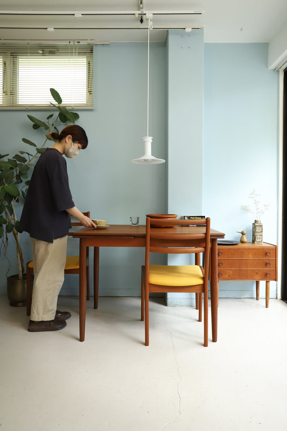 Danish Vintage Small Extension Dining Table/デンマークヴィンテージ ダイニングテーブル エクステンション 北欧家具