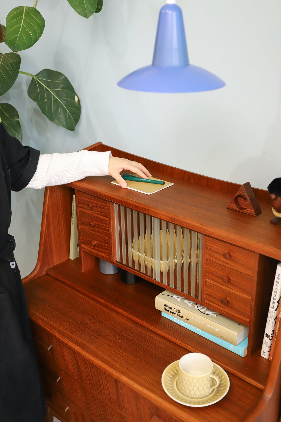 Danish Vintage Secretary Desk Writing Bureau/デンマークヴィンテージ ライティングビューロー デスク チェスト 北欧家具