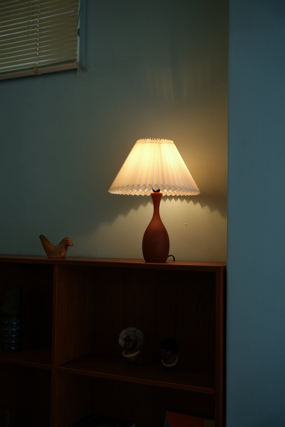 Danish Vintage Table Lamp Teak/デンマークヴィンテージ チーク材 テーブルランプ