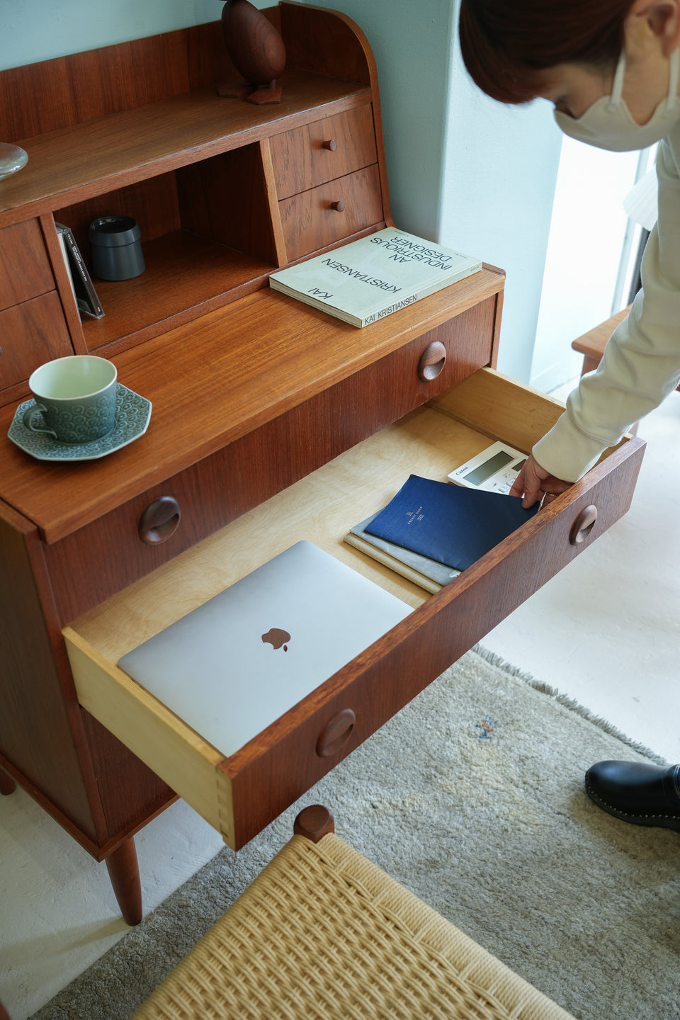 Danish Vintage Writing Bureau Dresser/デンマークヴィンテージ ライティングビューロー ミラー付き 北欧家具
