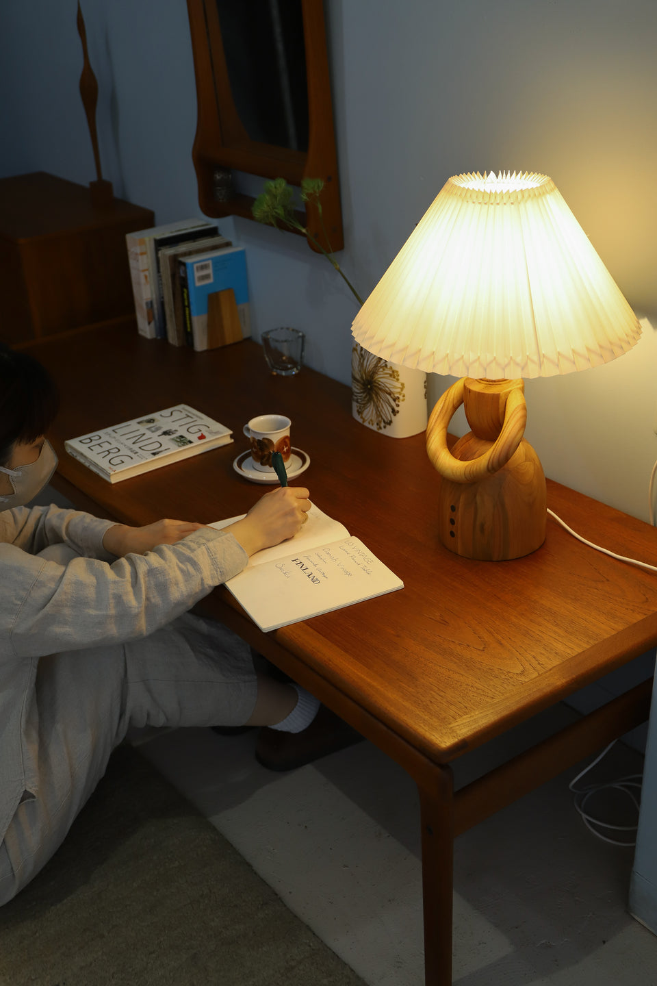 Danish Vintage Wooden Doll Lamp/デンマークヴィンテージ テーブルランプ 木製 寄木 間接照明