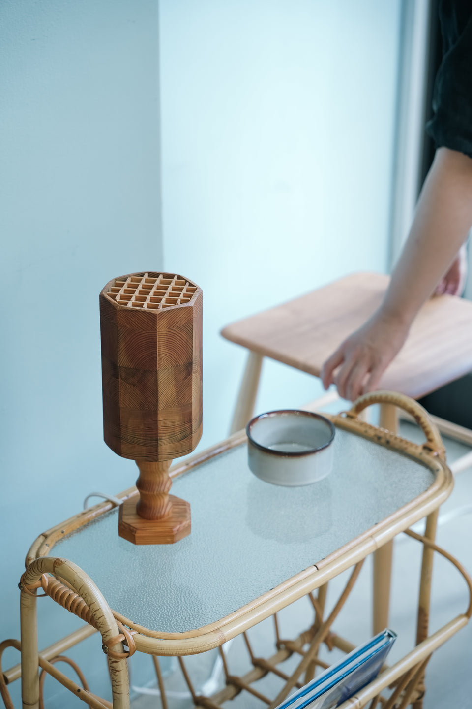Swedish Vintage Pinewood Table Lamp/スウェーデンヴィンテージ テーブルランプ パイン材