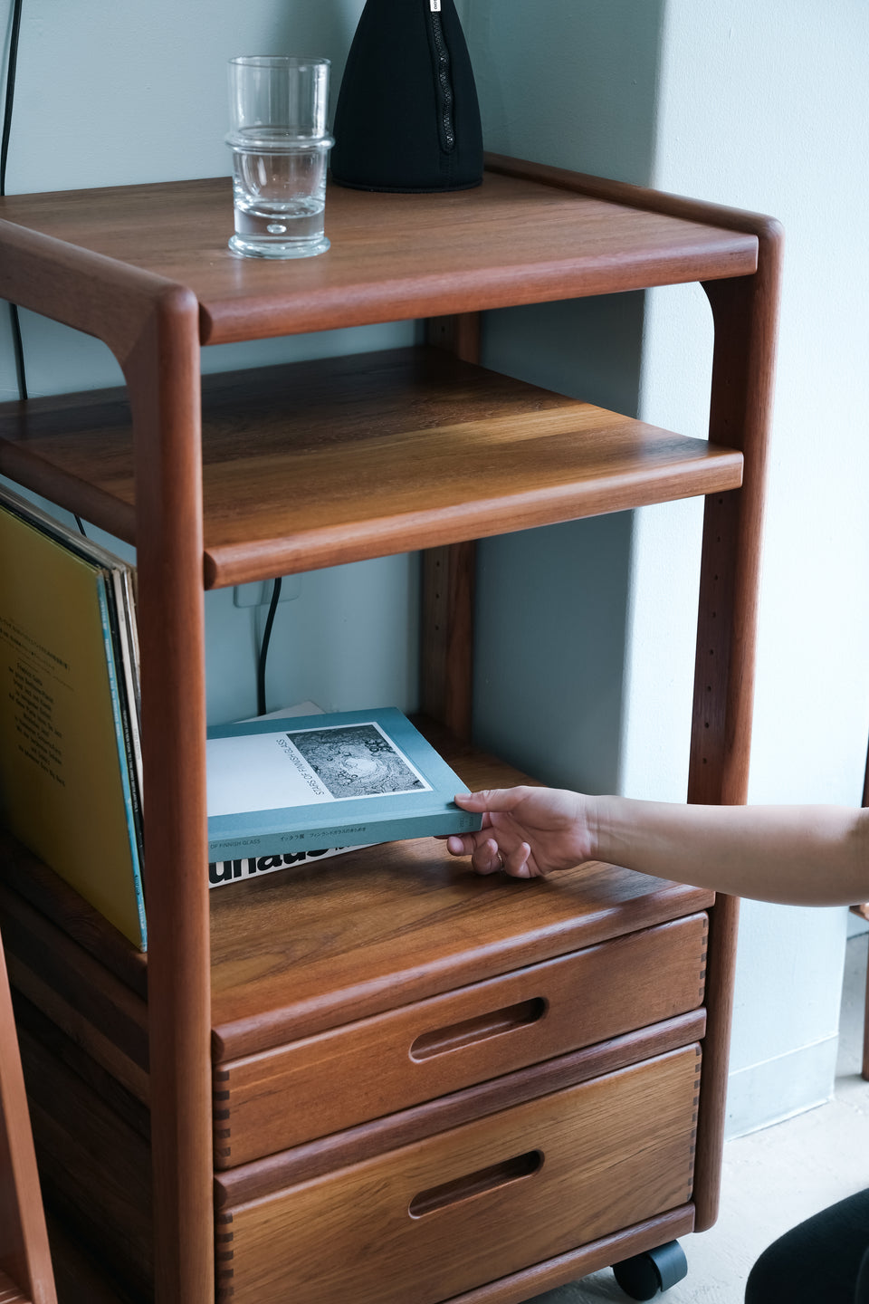 Danish Vintage Teak Wagon Shelf with Drawer/デンマークヴィンテージ ワゴン シェルフ チーク材