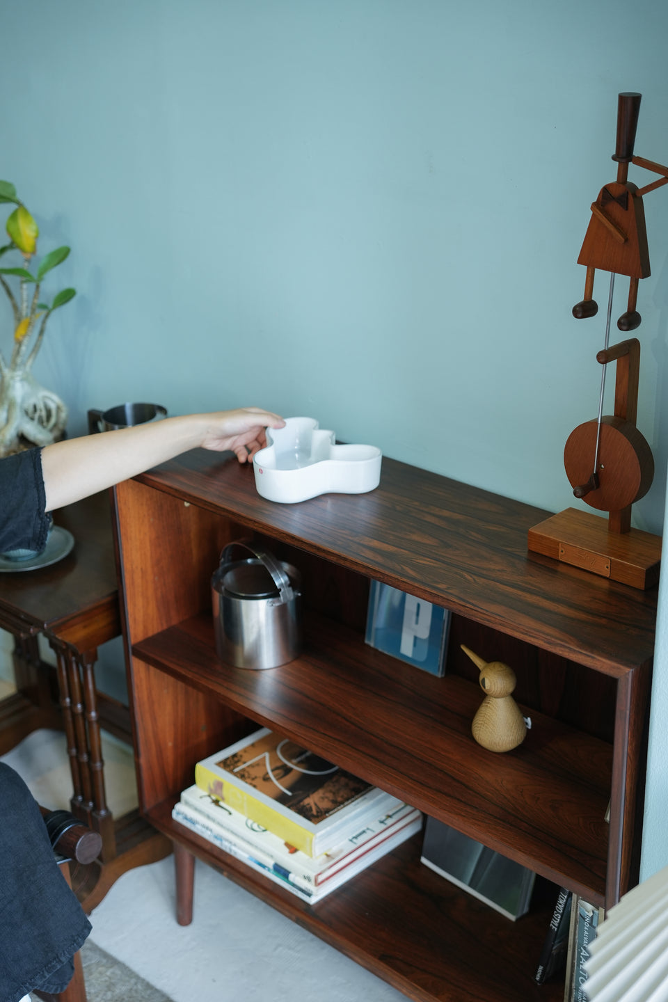 Danish Vintage Hjørnebo Møbelfabrik Small Bookcase Rosewood/デンマークヴィンテージ ローズウッド ブックケース 本棚 北欧家具